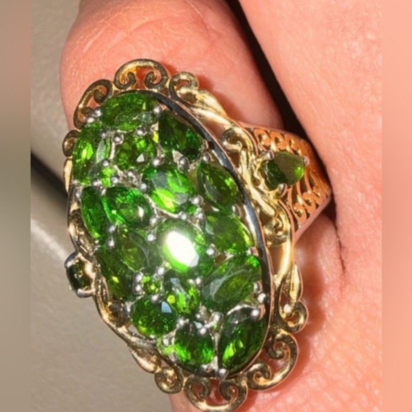 STS Jewelry - STS vintage 925 Green Diopside and Gold vermeil Women's Ring sz 9 1/2